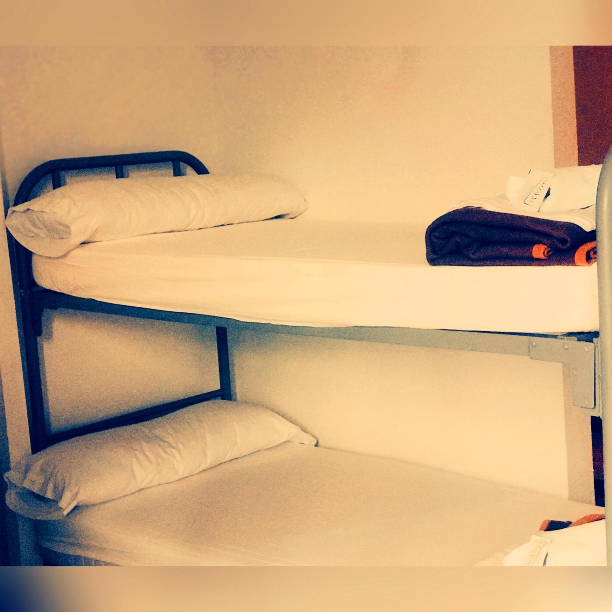 Roots&Boots Lugo Hostel Szoba fotó